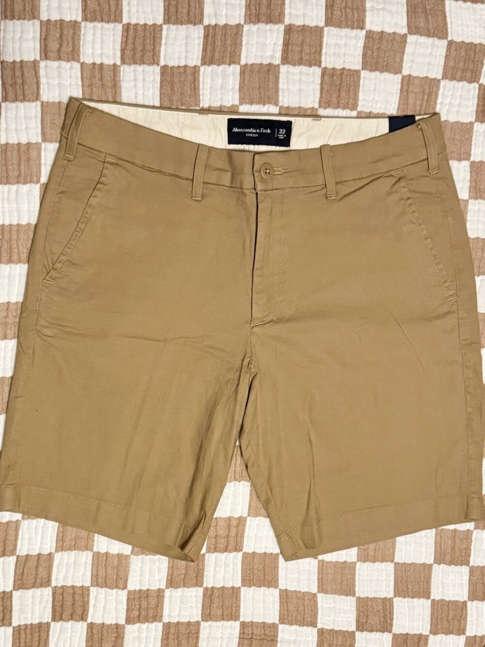 Abercrombie & Fitch Men's Khaki Shorts Size 32